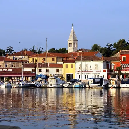 Apartamento By The Sea Novigrad - 3349 *