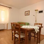 By The Sea Novigrad - 3349 아파트 *